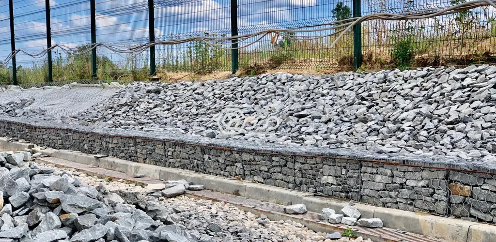 Этап укрепления склона 9